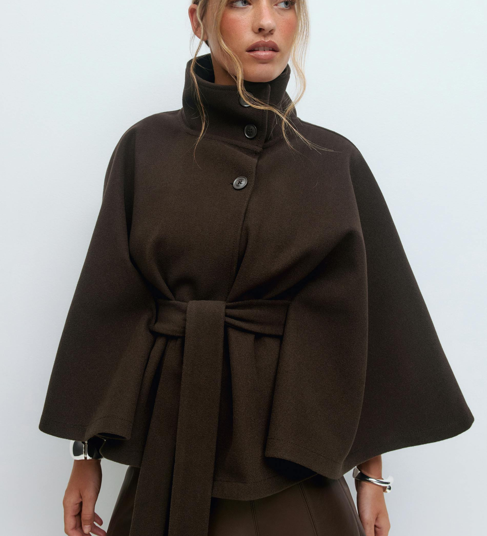 Lusana - Elegáns kabát övvel