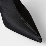 Ботуши до глезена с остър нос и блоков ток с зиг-заг шевове