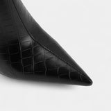 Дамски ботуши до коляното с токчета - С остър нос