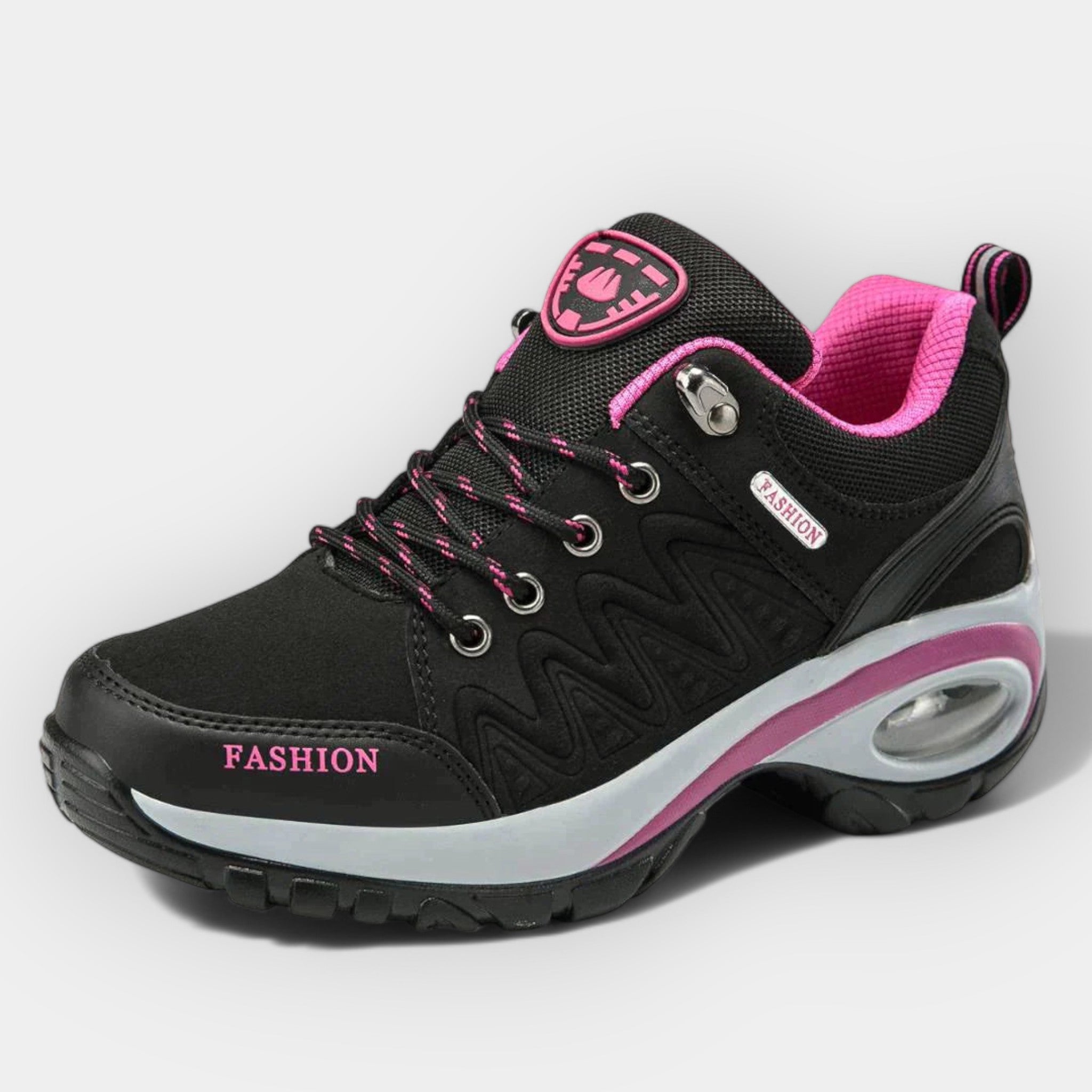 "Fűző nélküli cipők" átírható "Fűző nélküli cipőkre".