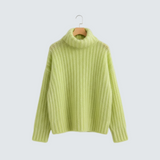 Алена | Нежен и топъл пуловер с висока яка за уютни дни