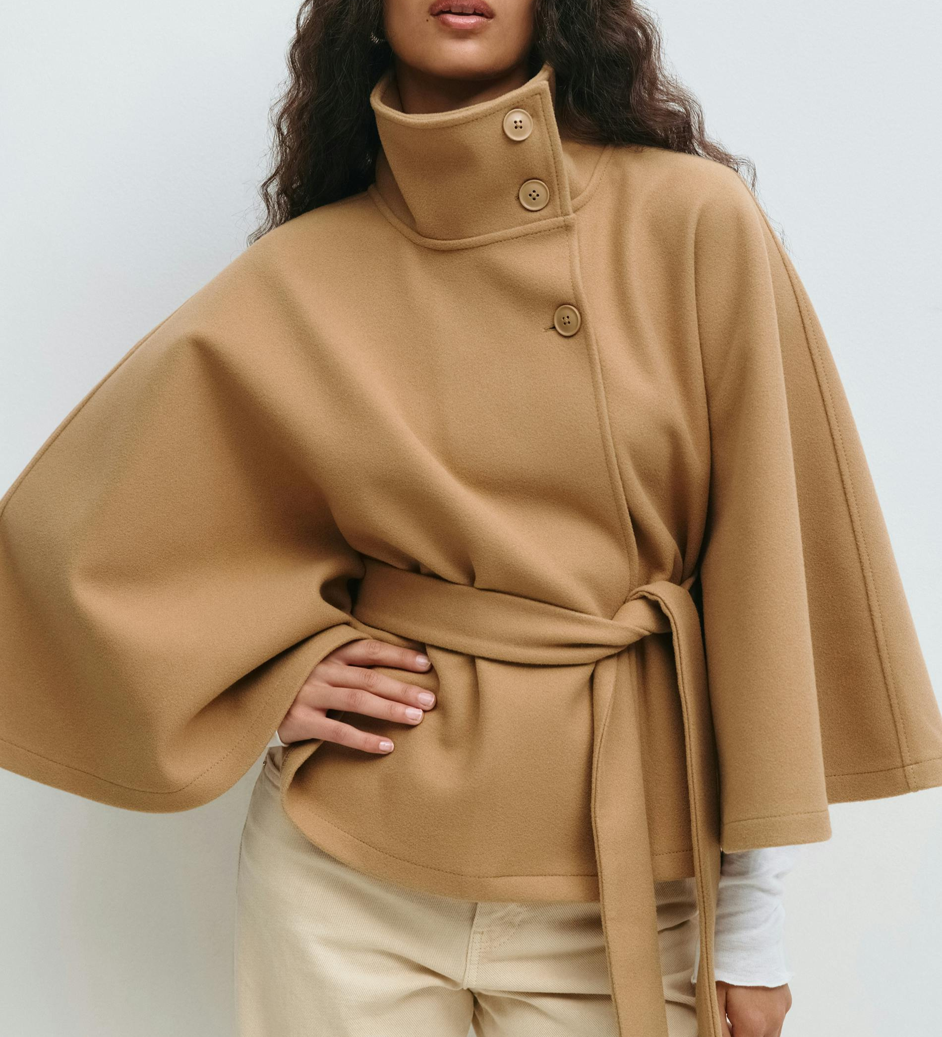 Lusana - Elegáns kabát övvel