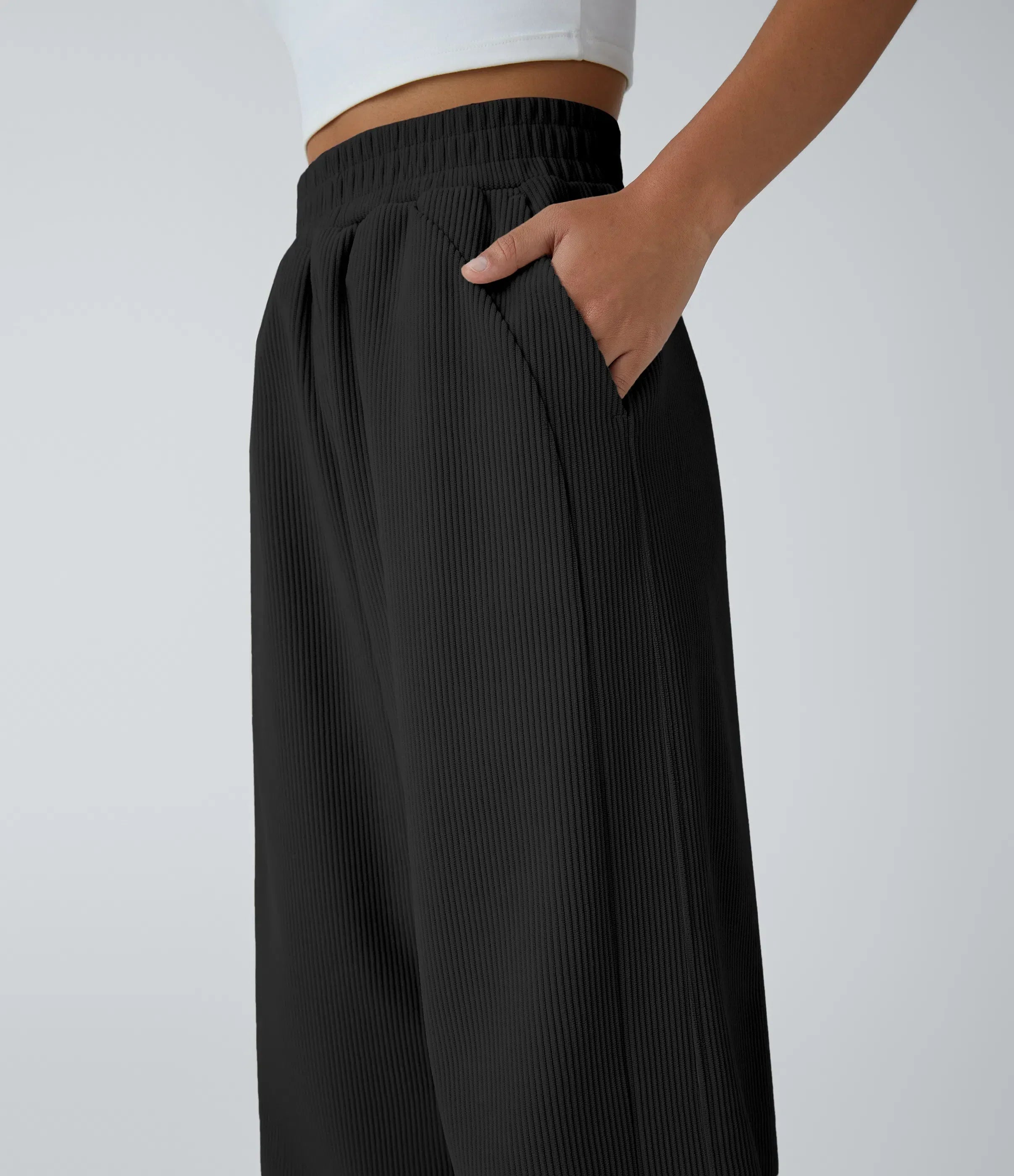 Zuzana | Lazac, egyenes szárú, magas derekú kordbársony nadrág zsebekkel