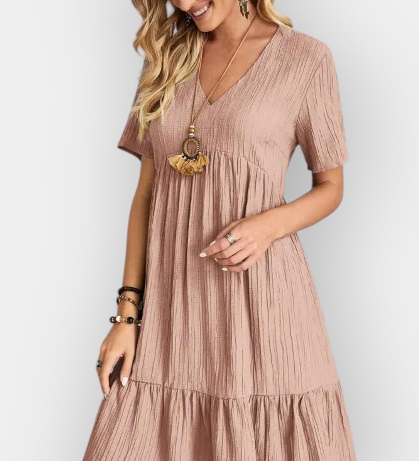 Елодие | Рокля с V-образно деколте