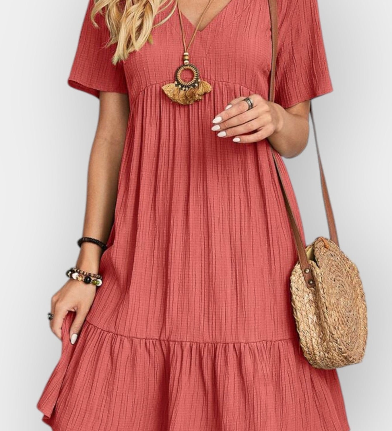 Елодие | Рокля с V-образно деколте