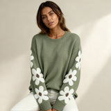 Ярмила | Мек плетен пуловер с цветен дизайн