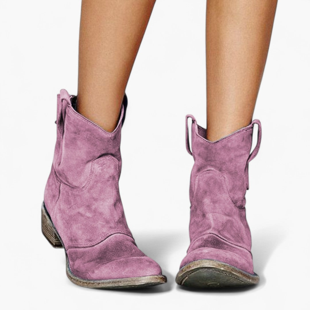 Kamilė – időtlen csizmák