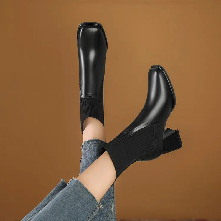 Catia – Elegáns platformos csizmák