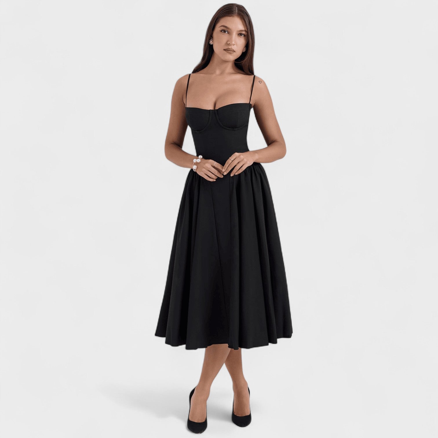 Valentina - A fűzővel készült ruha, amely átalakítja az alakját