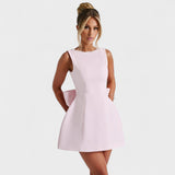 Carrie - Gyöngyökkel díszített mini ruha