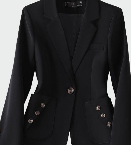 Bájos vonalú kabát