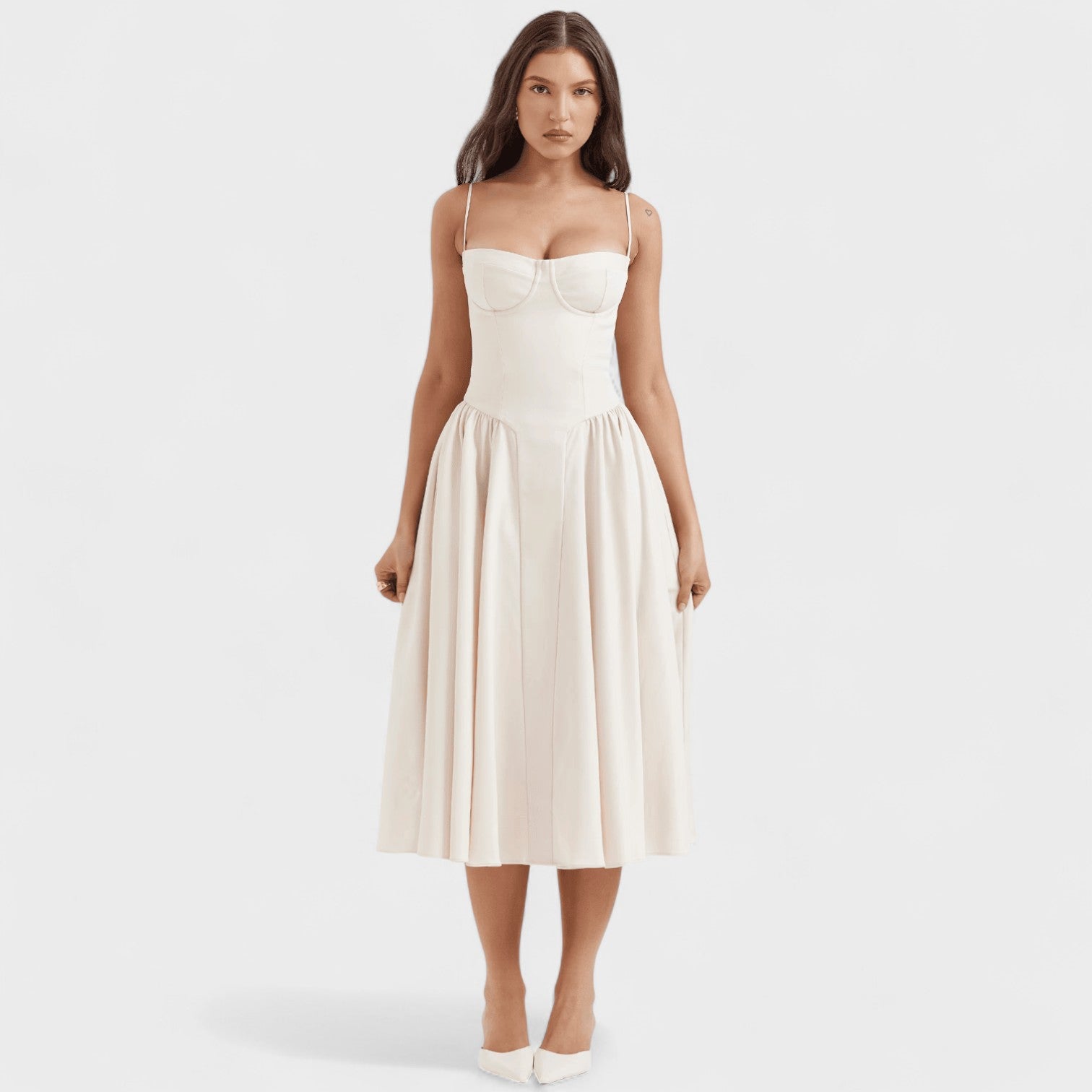 Valentina - A fűzővel készült ruha, amely átalakítja az alakját