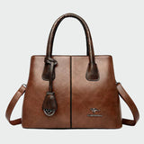 Elegáns bőr táska