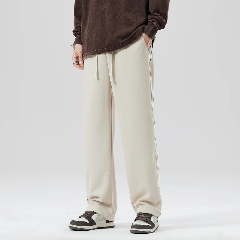 Панталони за спорт с райе на Мат