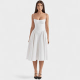 Valentina - A fűzővel készült ruha, amely átalakítja az alakját