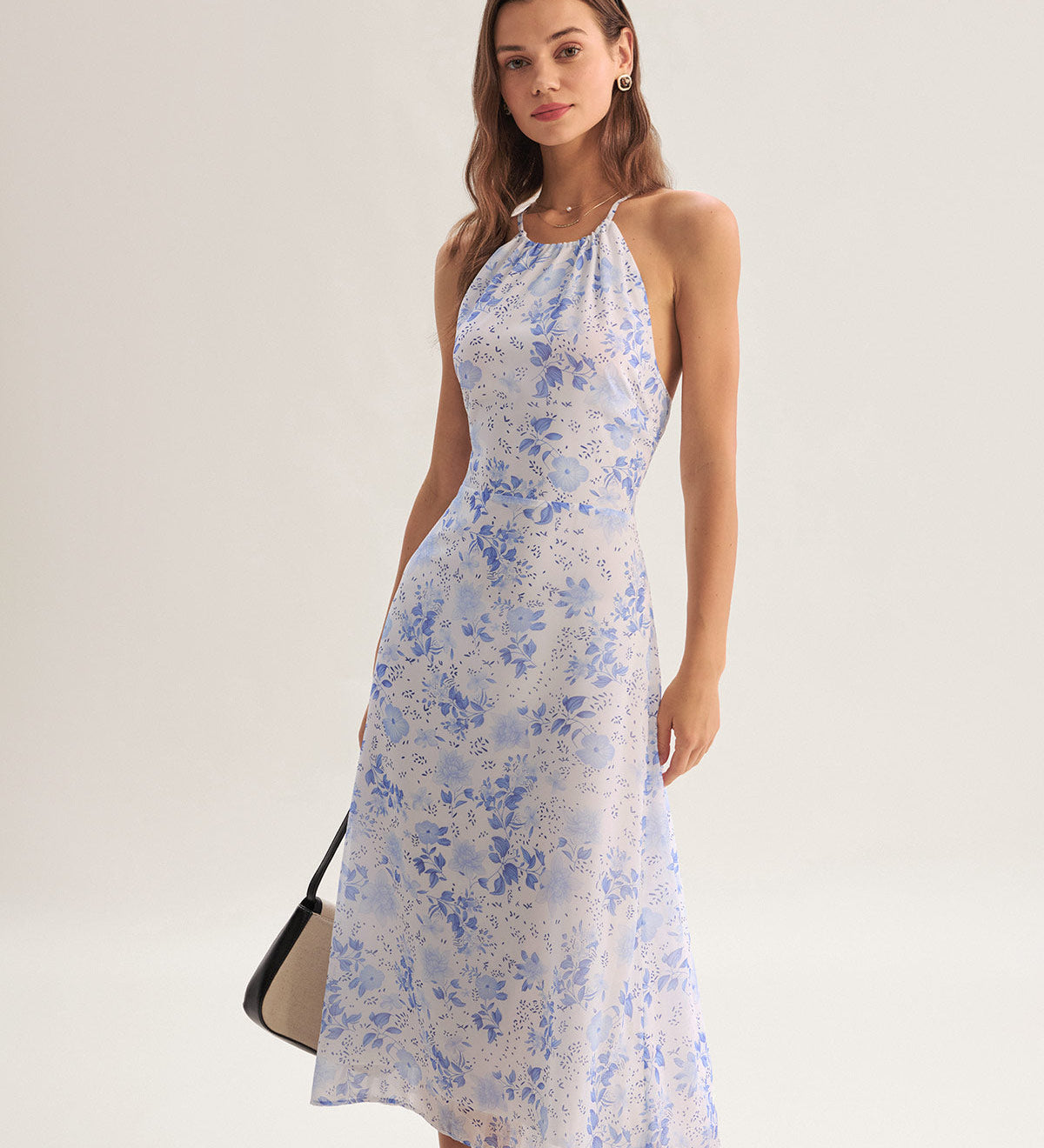 Clarice | Midi Kék Virágos Ruha Halter Dekorral